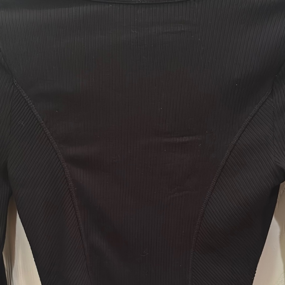 Black V-Neck Ribbed Women's Top - Picture 7 of 7